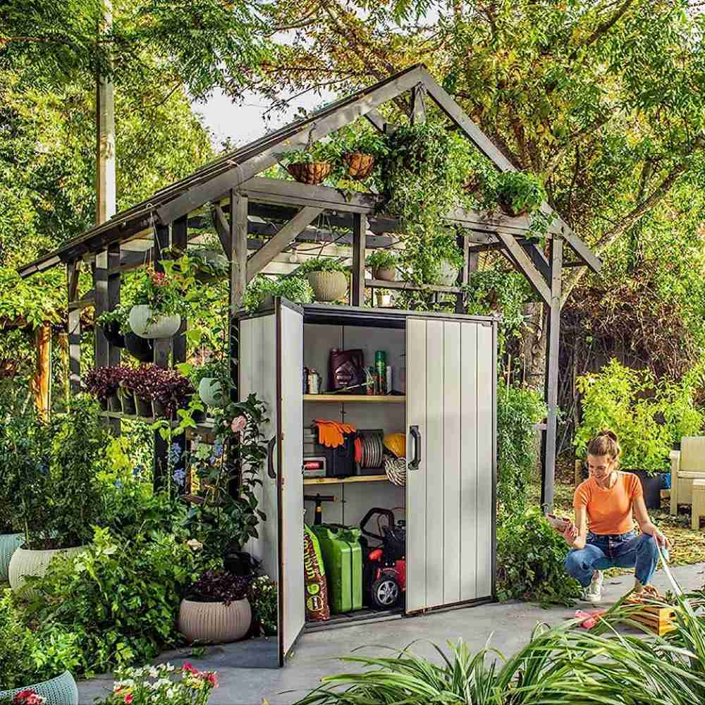 Outdoor Storage Shed: image 6